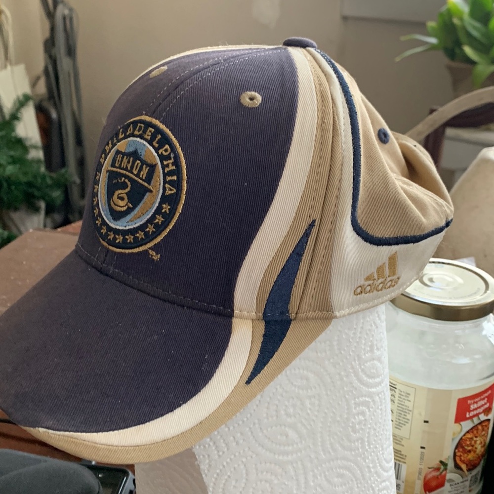 Fairly new Philadelphia Union Adidas  Cap Cream and Blue & White